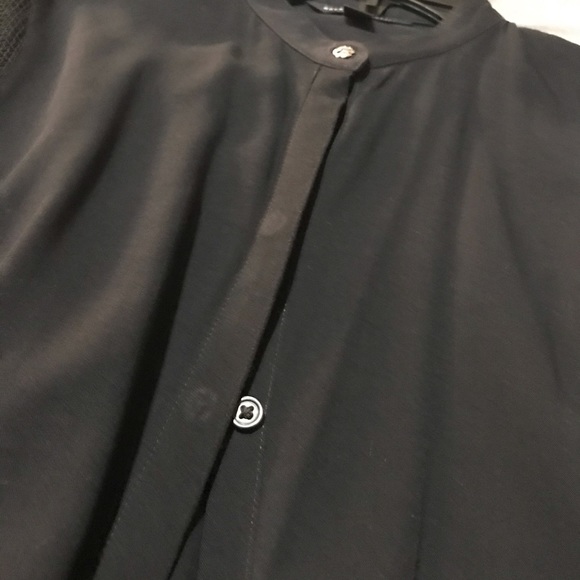 Rock & Republic skull fishnet button down - Picture 5 of 5